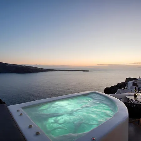 Angle Cavehouse * Oia (Santorini)