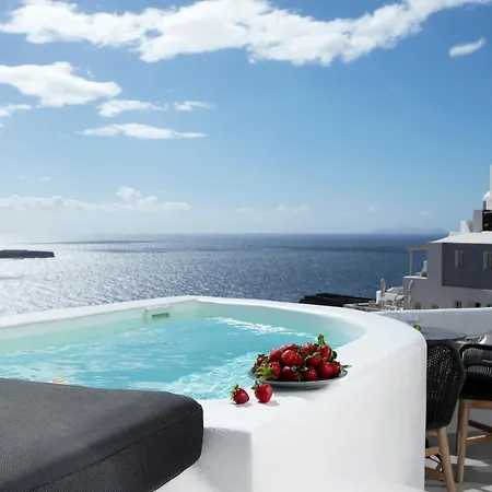 Angle Cavehouse * Oia (Santorini)
